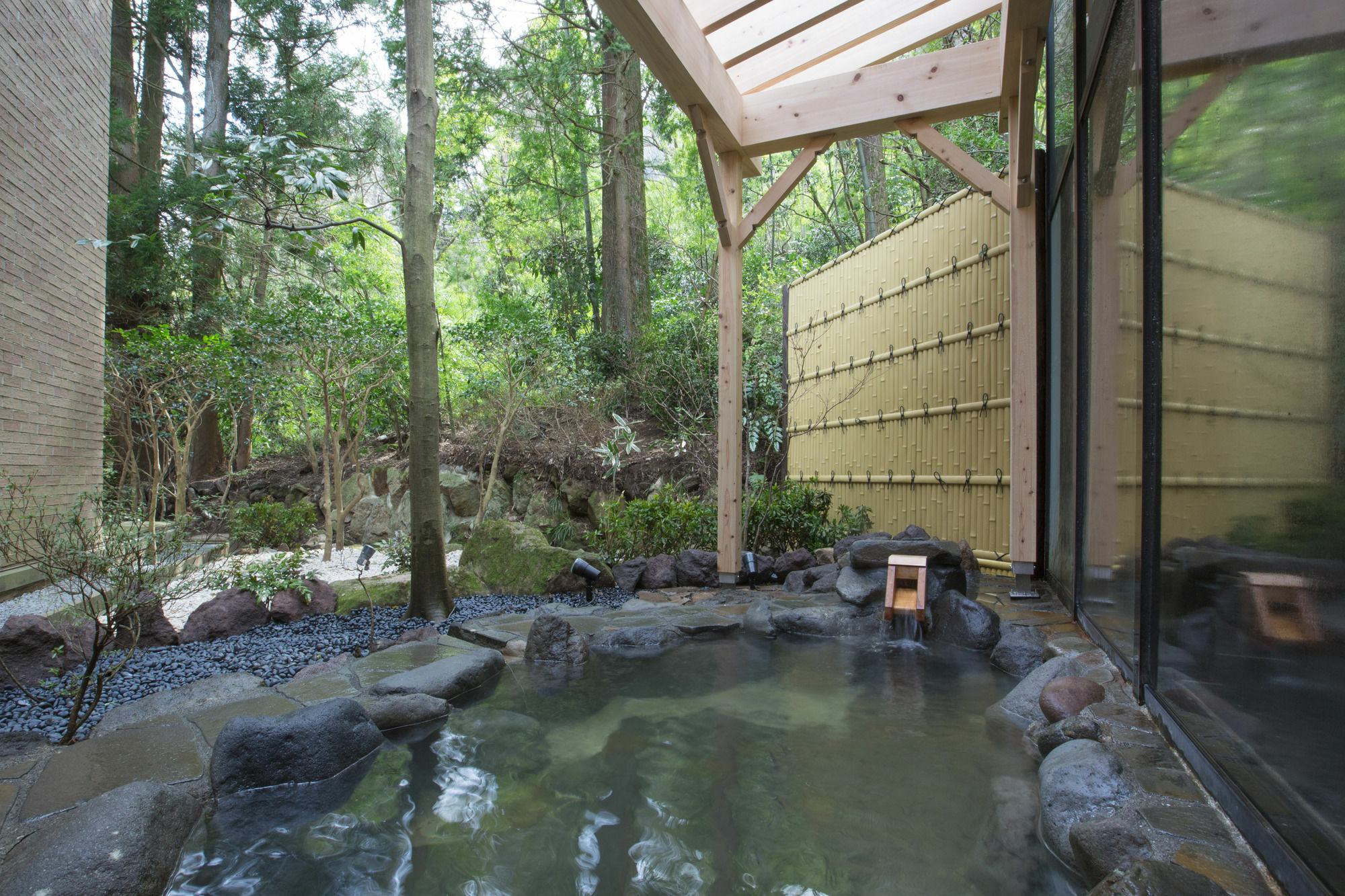 ホテル 箱根小涌園 美山楓林 エクステリア 写真
